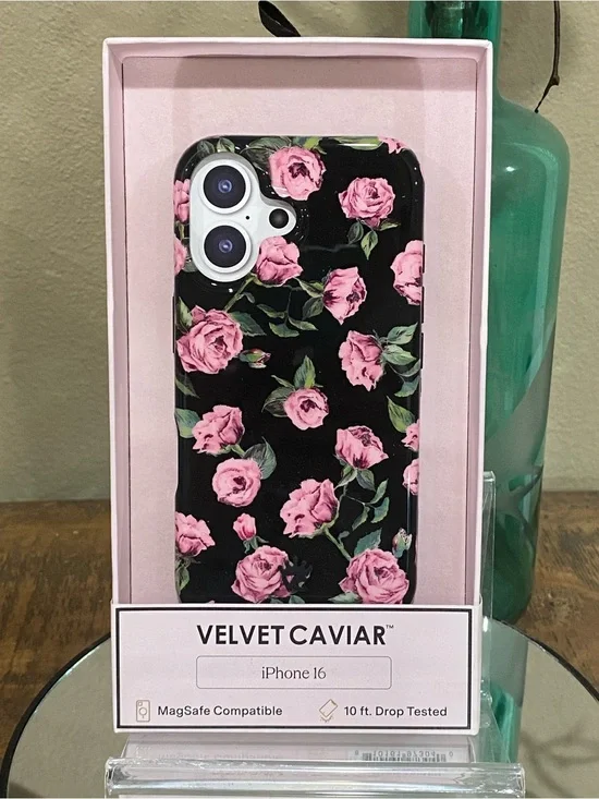 Velvet Caviar iPhone 16 Case, Black with Pink Roses, new!