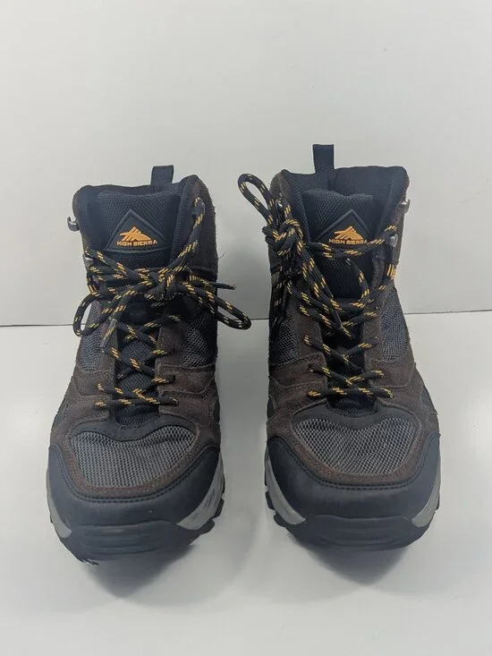 High Sierra hiking boots size 9.5