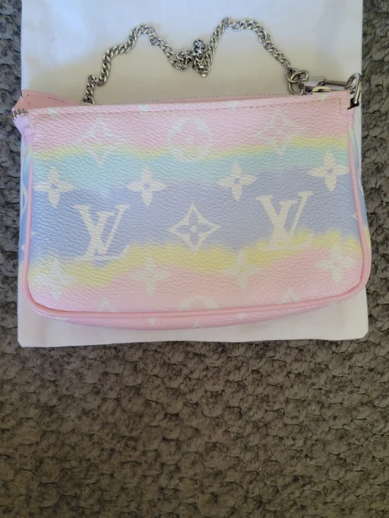 Louis Vuitton Mini Pochette Escale Pastel Monogram Mini Pochette - Pink