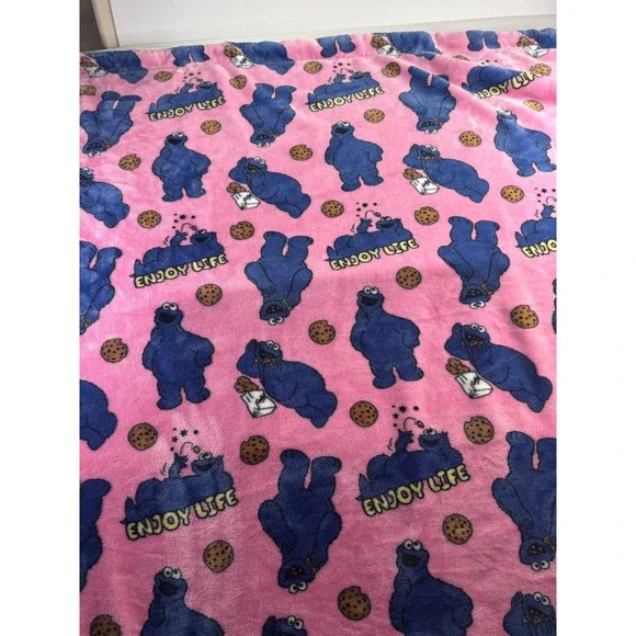 Sesame Street Cookie Monster Pink Sherpa Fleece Throw Blanket Enjoy‎ Life
