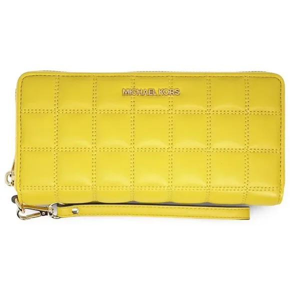 Michael Kors Daisy Yellow Marguerite Jaune Jet Set Travel Quilted Wristlet NWT