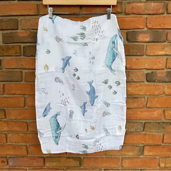 NWOT Little‎ Unicorn Whales Muslin Pillowcase