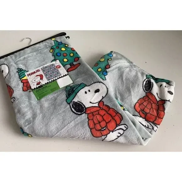 Peanuts Snoopy Puffer Jacket Woodstock Puffy Coat Soft Throw Blanket‎ 50 X 70”