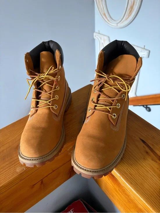 Timberland Wheat Brown Lace-Up Work Boots