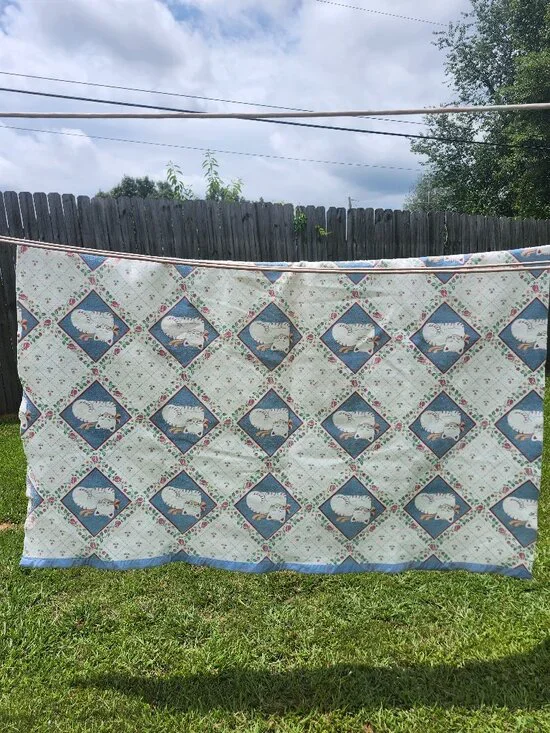 twin/full blanket measures 89x 72 inches