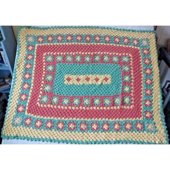 Handmade Crochet Knit Granny Afghan Throw Blanket Farmhouse Country 60x44