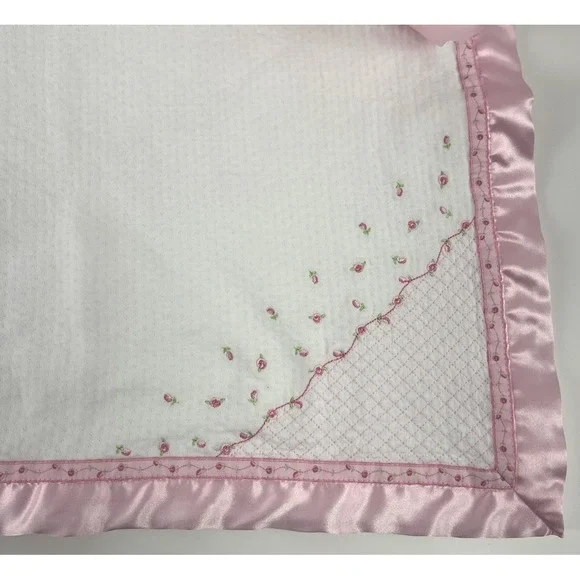 Vintage Carters Little Rose Baby Blanket Flowers Satin Trim 100% Cotton White