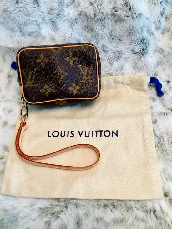 Louis Vuitton Trousse Wapity Pouch