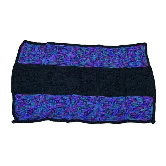 Vtg 90s Nevada Women's Correctional Lap Afghan Blanket 3D Flowers Hearts 45x26