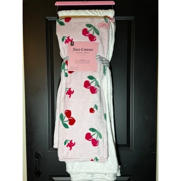 Juicy Couture Home 2‎ Pack Throw Blanket Pink Cherry Love Juicy White NEW