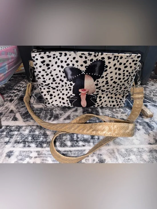 Sia Crossbody Clutch with Gold Strap