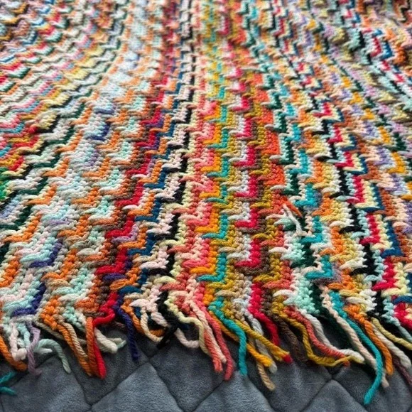 VTG 70s Handmade Afghan Crocheted Multicolor Zig Zag Cottage 70