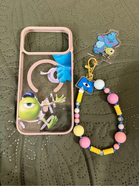 Monsters Inc 17 pro max case with Beaded Keychain