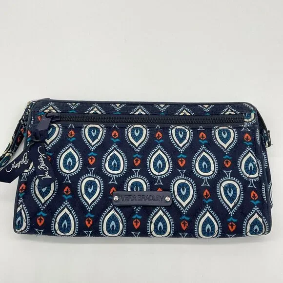 Vera Bradley Wallet Wristlet in Marrakesh Motifs Zip Around Navy Quilted‎