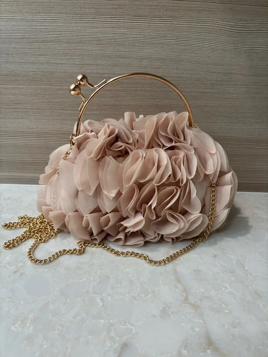NWT Sincerely Jules Elegant Floral Rosette Evening Clutch