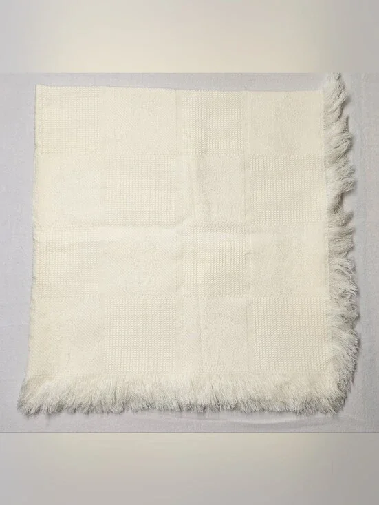 Vintage Ivory Waffle Knit Baby Blanket - Woven Cat Motif & Soft Fringe Throw