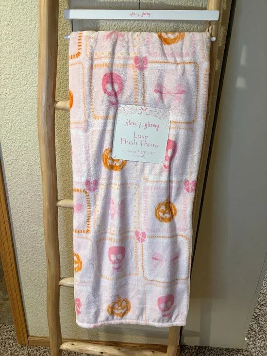 Glam & Gloom Pink Halloween Plush Throw Blanket 60x70 Skull Pumpkin Bows NWT