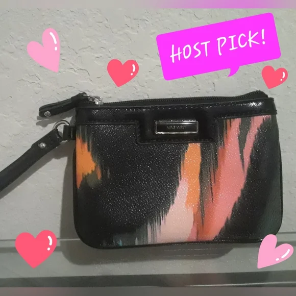 💕HP💕Nine‎ West Colorful Wristlet
