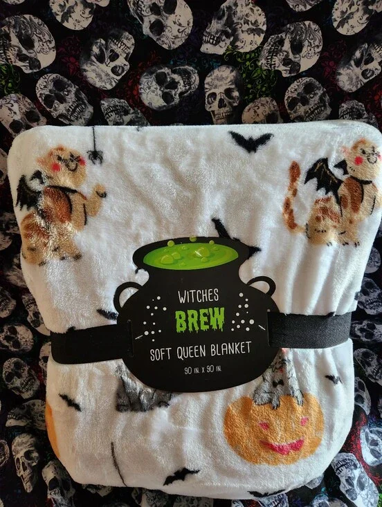 Halloween Cats Queen Size Plush Blanket 90