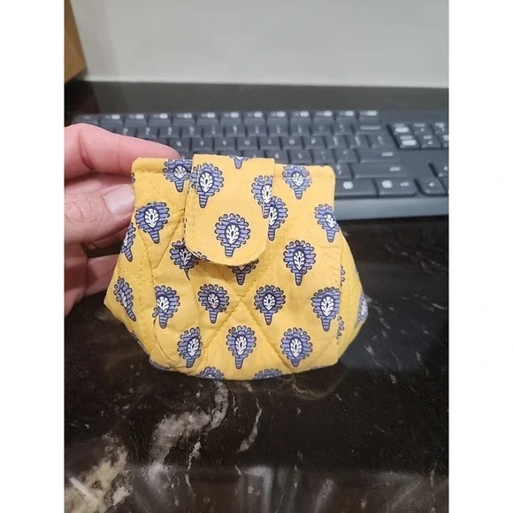 Pierre Duex French Fabric Yellow Change Purse holder, with zipper‎