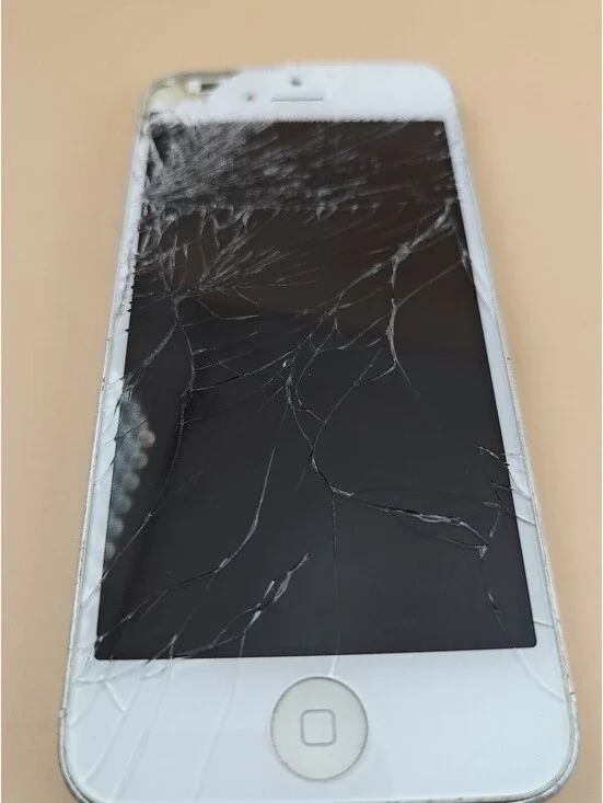 Apple iPhone 5 A1428 White Silver Cracked Screen No Power Parts Repair