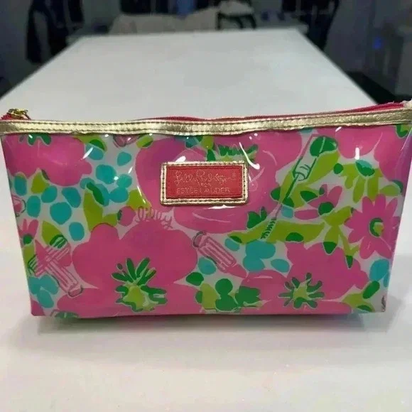 Lilly Pulitzer & Estée Lauder make up bag. Brand new!