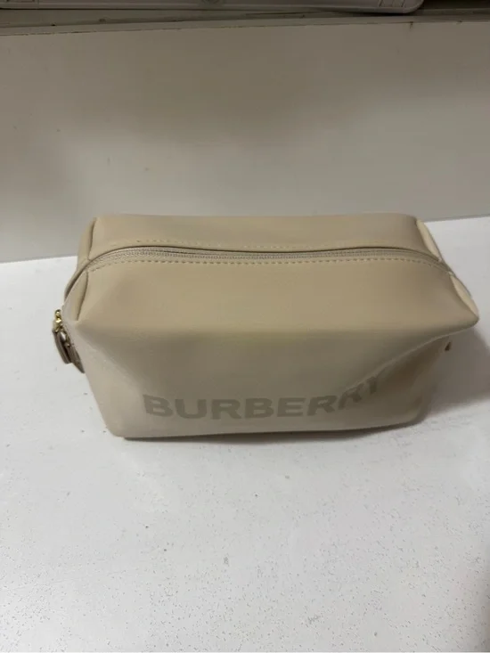 Burberry Beige Leather Pouch. This bag was a VIP gift received from shopping
