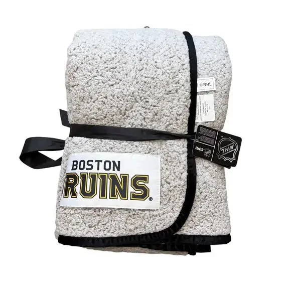 Boston Bruins NHL Logo Brands Frosty Fleece Throw NWT Sz 60 in x 70 in Hockey