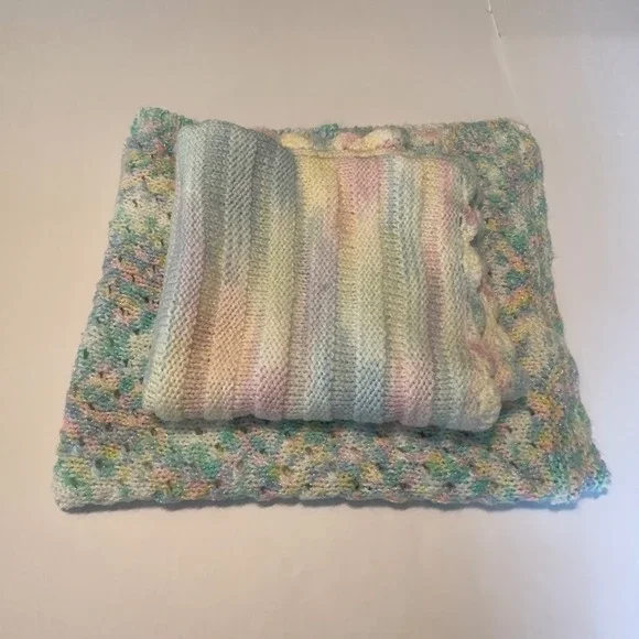 Handmade Knit Baby Blanket Set 2pc Pastel Variegated Scalloped Edge Nursery