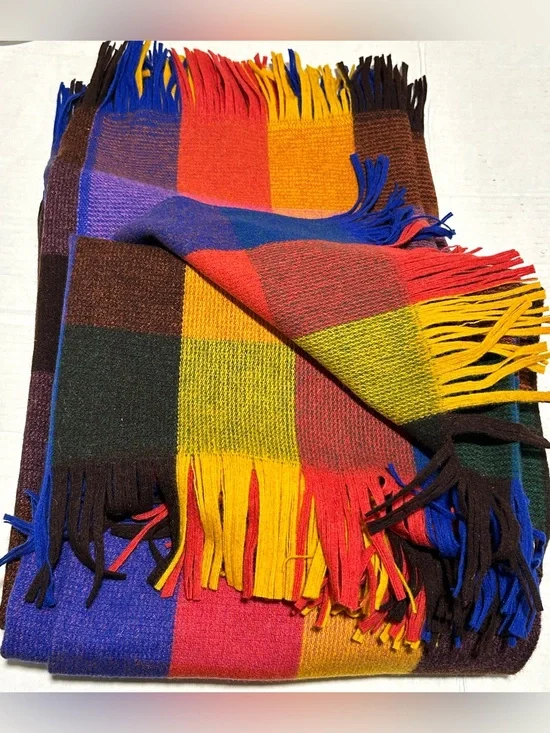 Multicolor Plaid Throw Blanket - Vibrant Check Pattern