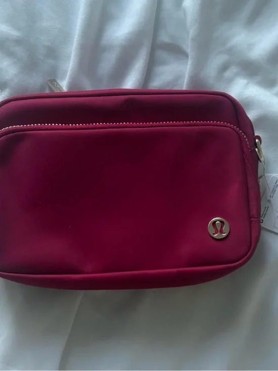 lululemon athletica Deep Wine Cosmetic Pouch