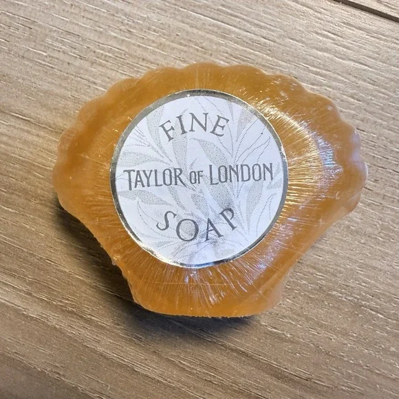 Taylor of London Fine Soap Seashell Shaped Guest‎ Bar Amber Orange New