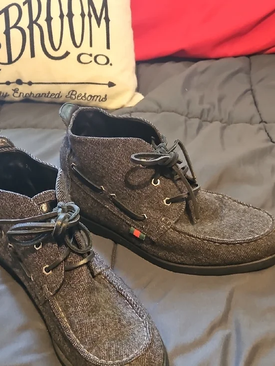 Gucci Men's Casual Chukka Boots in‎ Dark Gray Made In Italy Size 11.5