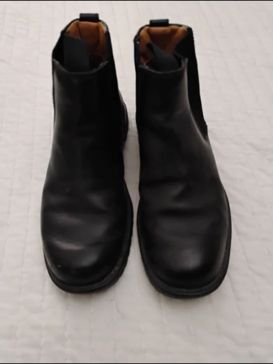Timberland Black Leather Chukka Boots