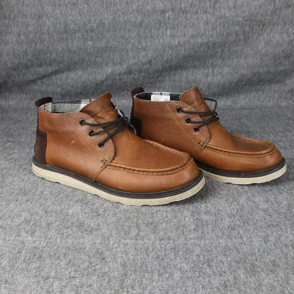 TOMS Boots Mens Size 10.5 Brown Leather Chukka Ankle Lace Up Plaid Lined