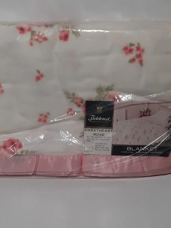 VTG Fieldcrest Sweetheart Rose Blanket Pink Trim, Twin 72x90 USA NIP Grannycore