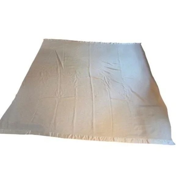 Vintage Cream Acrylic Thermal Blanket Satin Trim Binding Made‎ in USA 96x86