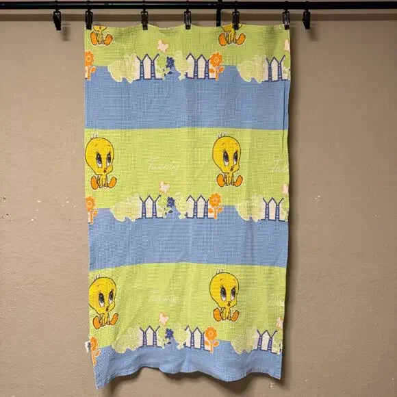 Vtg 90s Y2K Baby Looney Tunes Tweety Bird waffle knit crib blanket - 50 x 30