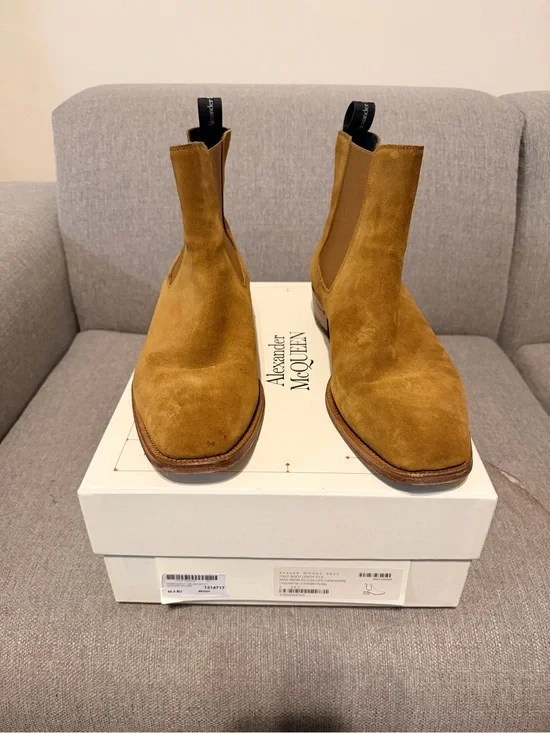 Alexander McQueen Men’s Suede Chukka Boots - Tan