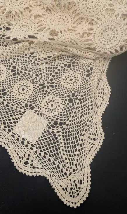 Handmade Crochet Lace Cotton Ecru Bed Coverlet Scallop Tablecloth 75 X 95 In