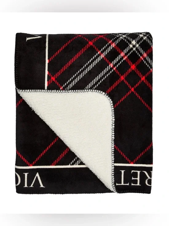 Victoria’s Secret Cozy Fleece Blanket New with tags plush throw lounge home