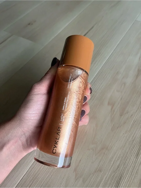 Cyklar vanilla verve illuminating body oil