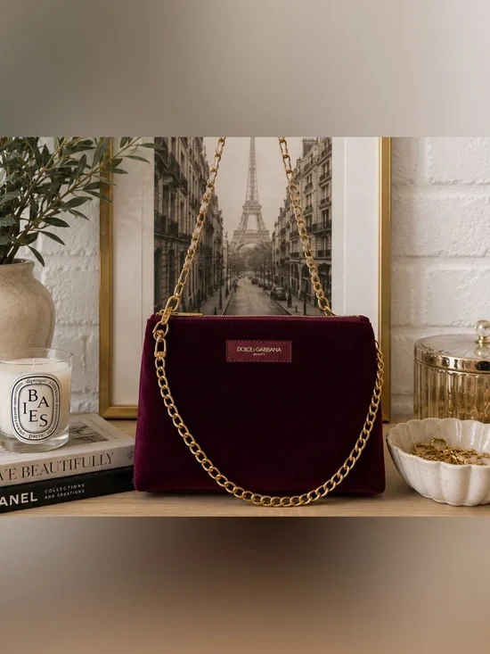 Dolce & Gabbana Maroon Beauty Bag Gwp/vip item 10