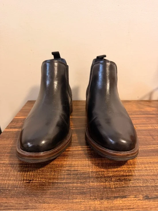 Johnston & Murphy Men's Black Leather Chelsea Boots size 8