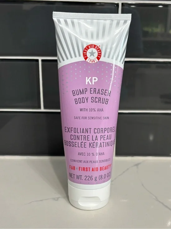 First Aid Beauty KP Bump Eraser Body Scrub New Unopened 8oz