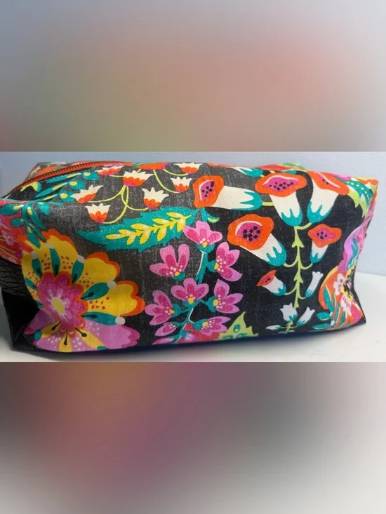 Rebekah Scott Designs Retired Terra Cube Floral Travel Cosmetic Makeup Bag
