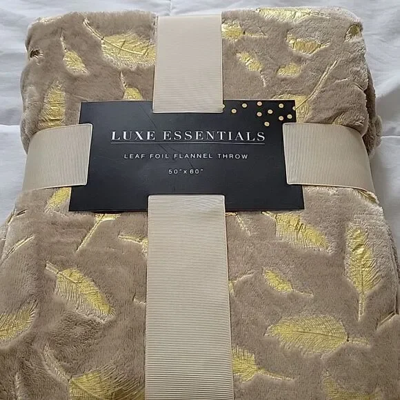 LEAF foil flannel throw
