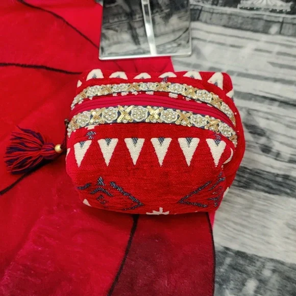 Love Stitch Decorative Bag
