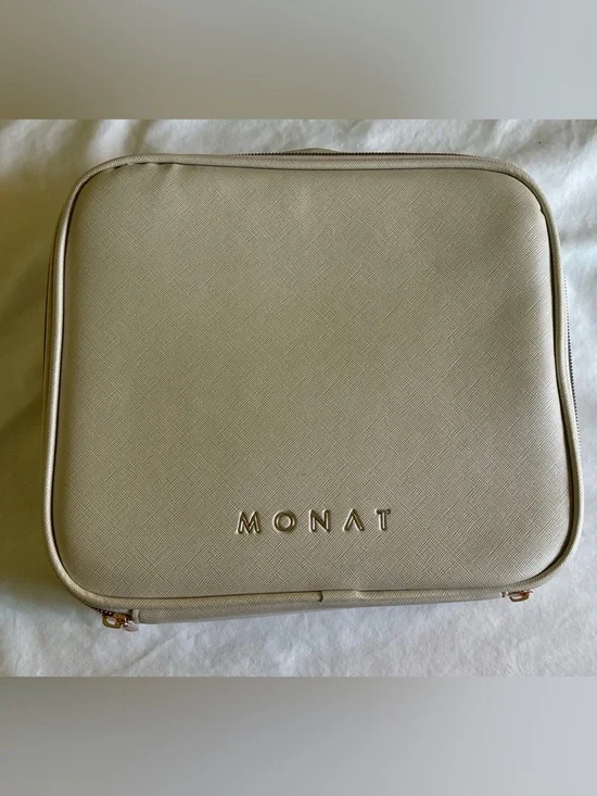 MONAT Cream Travel Case