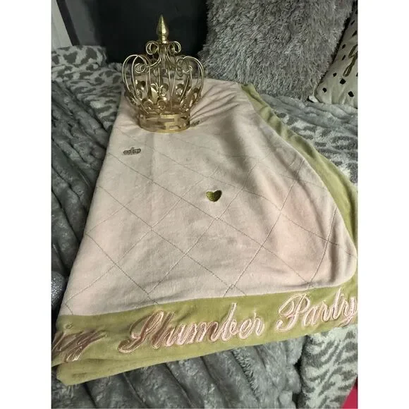 Juicy couture vintage velour/velvet travel sleepover blanket